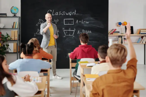 Read more about the article 25 Alternative Jobs for Teachers Leaving the Classroom